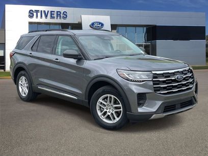 Used 2025 Ford Explorer Active