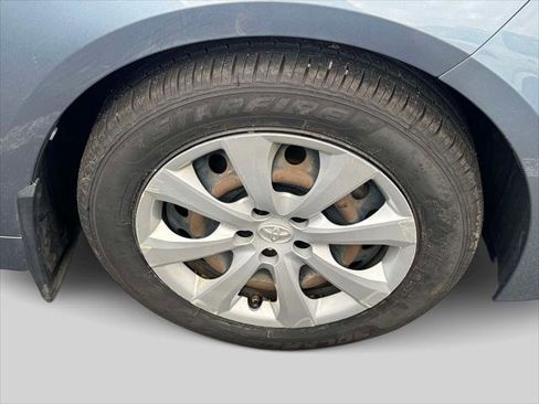 Used 2021 Toyota Corolla LE w/ Carpet Mat Package (TMS) FWD image 7