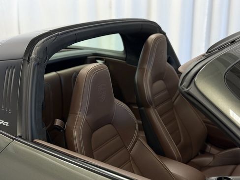 Used 2022 Porsche 911 Targa 4S image 39