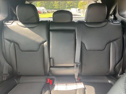 New 2026 Jeep Compass Latitude image 18