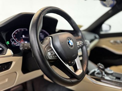 Used 2021 BMW 330i xDrive Sedan w/ Premium Package image 12