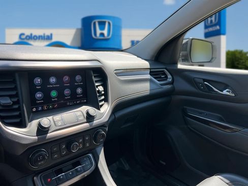 Used 2022 GMC Acadia AT4 w/ Technology Package AWD/4WD image 29