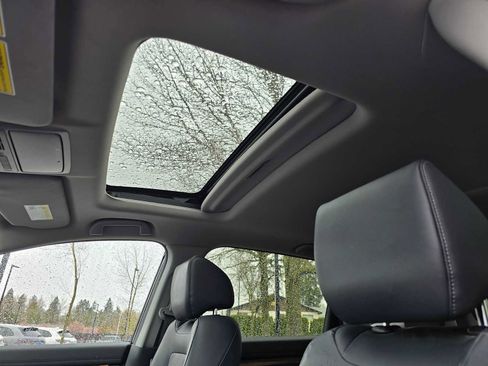 Used 2019 Honda CR-V Touring image 23