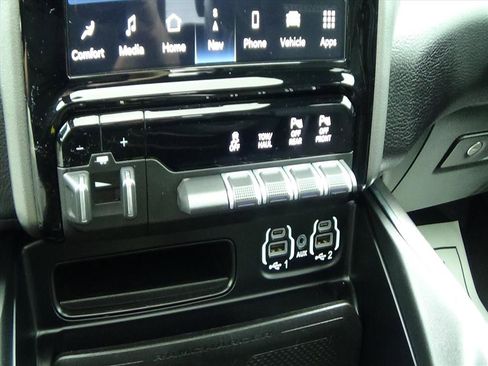 Certified 2024 RAM 2500 Laramie w/ Sport Appearance Package image 32