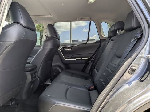 Used 2021 Toyota RAV4 XLE Premium FWD image 16