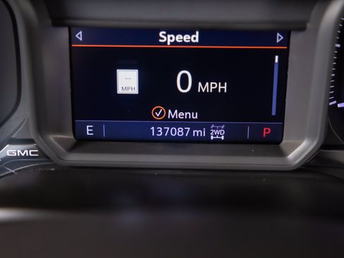 Used 2021 GMC Sierra 1500 SLT AWD/4WD image 12