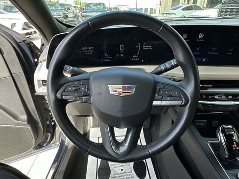 Certified 2025 Cadillac XT4 Premium Luxury FWD image 21