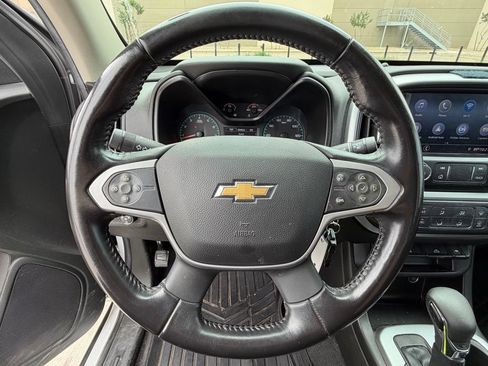 Used 2022 Chevrolet Colorado LT w/ LT Convenience Package RWD image 14