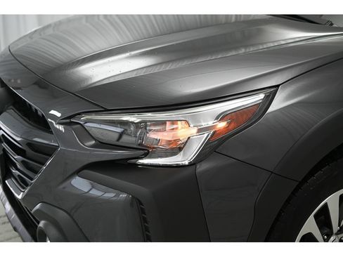 Used 2024 Subaru Outback Premium image 22