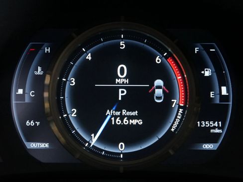 Used 2017 Lexus RC 200t image 13