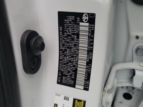 Used 2022 Toyota Corolla LE image 30