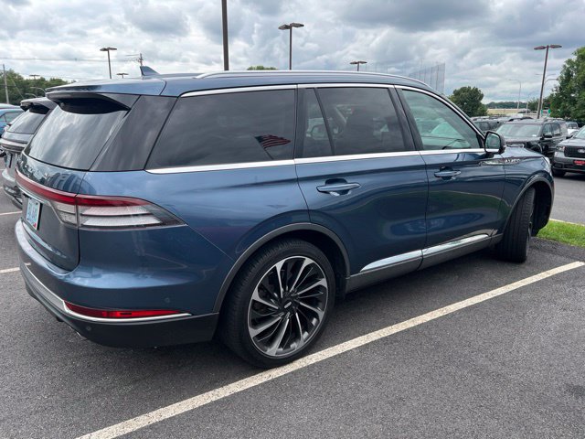 Used 2020 Lincoln Aviator Reserve w/ Equipment Group 202A AWD/4WD image 4