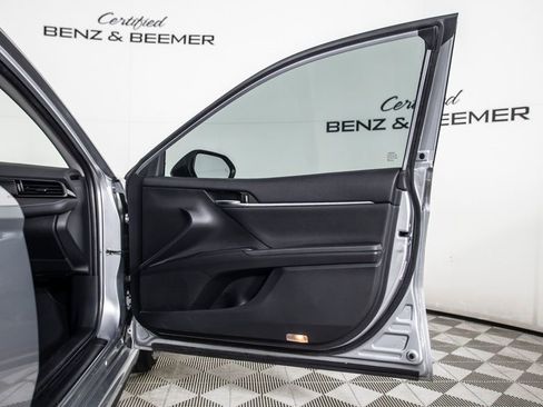 Used 2021 Toyota Camry XSE w/ Carpet Mat Package (TMS) image 19