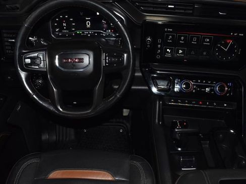 Used 2022 GMC Sierra 1500 AT4 image 16