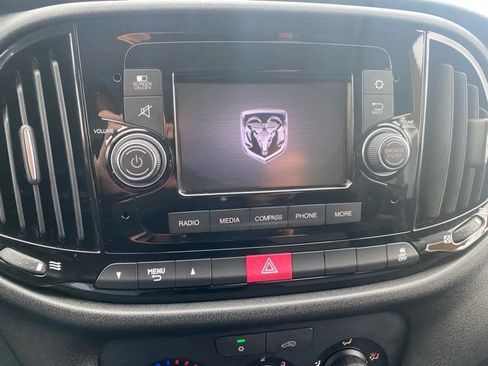 Used 2019 RAM ProMaster City Tradesman image 12