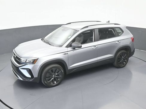 Used 2024 Volkswagen Taos S FWD image 40