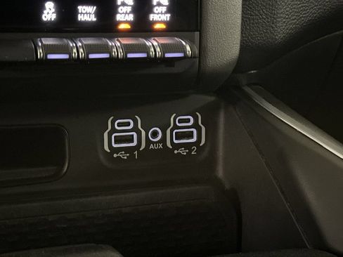 Used 2022 RAM 1500 Big Horn AWD/4WD image 53
