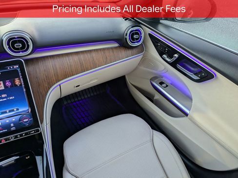 Used 2023 Mercedes-Benz C 300 4MATIC Sedan image 16