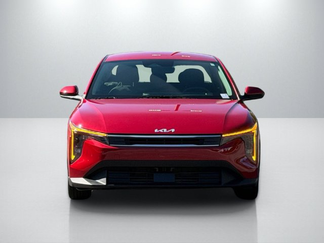 Certified 2025 Kia K4 FWD image 2