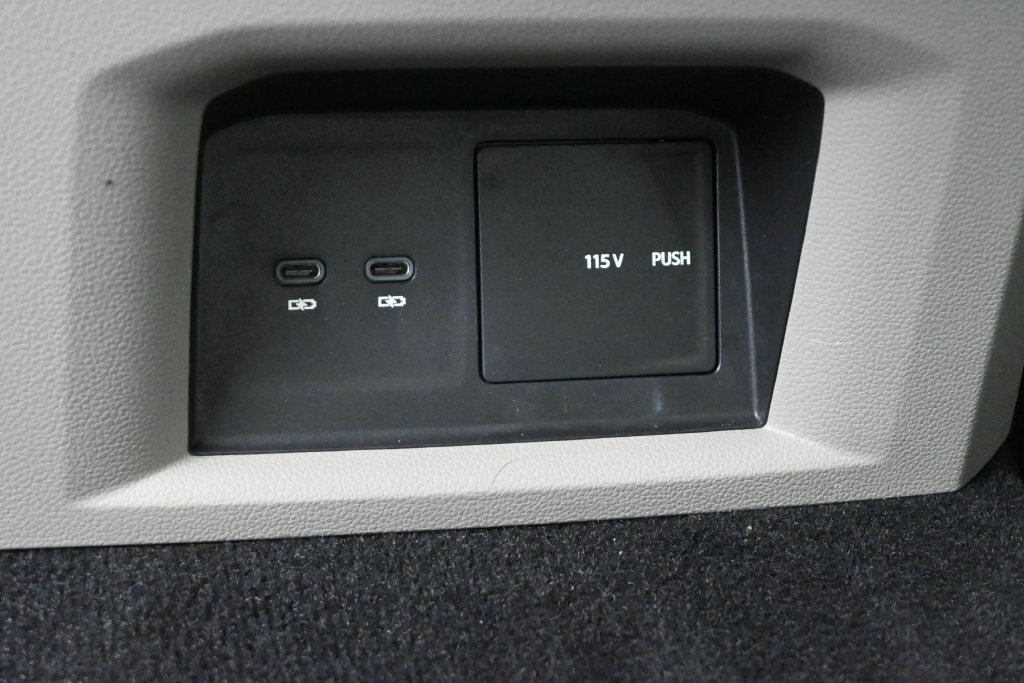 Used 2022 Volkswagen Atlas SE FWD image 17