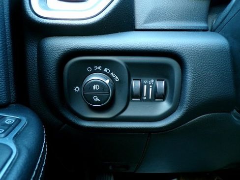 Used 2024 RAM 2500 Laramie image 22