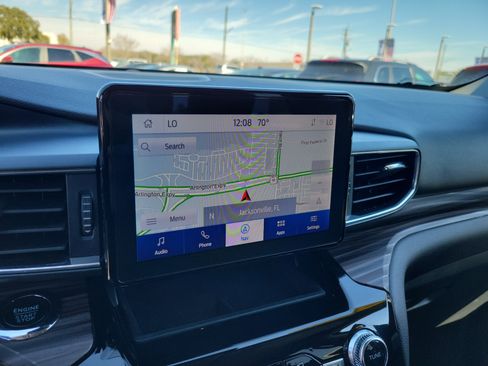 Used 2023 Ford Explorer Limited w/ Equipment Group 301A image 18