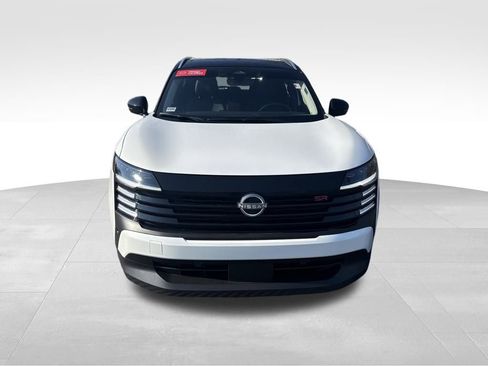 Used 2025 Nissan Kicks SR w/ Interior Electronics Package image 9