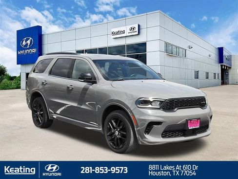 Used 2024 Dodge Durango GT AWD/4WD image 3