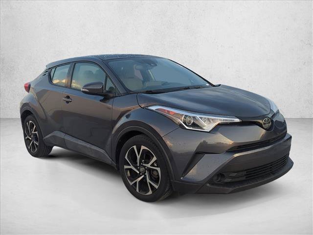 Used 2019 Toyota C-HR XLE FWD image 4