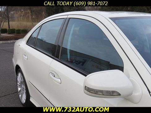 Used 2007 Mercedes-Benz E 350 4MATIC Sedan image 23