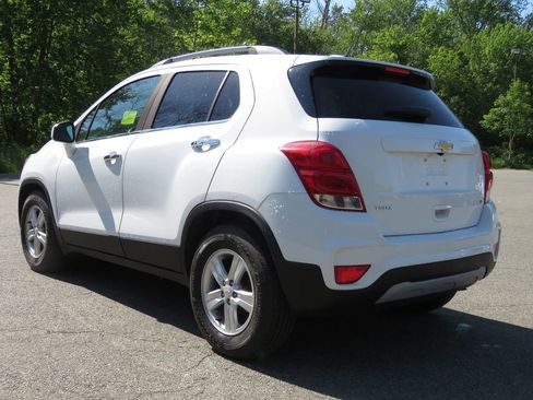 Used 2018 Chevrolet Trax LT w/ LT Convenience Package FWD image 7
