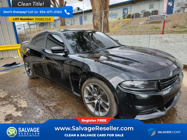 Used 2022 Dodge Charger SXT w/ Blacktop Package RWD image 5