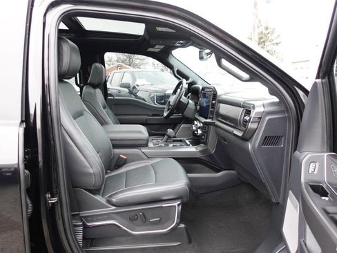 Used 2024 Ford F150 Lariat image 38