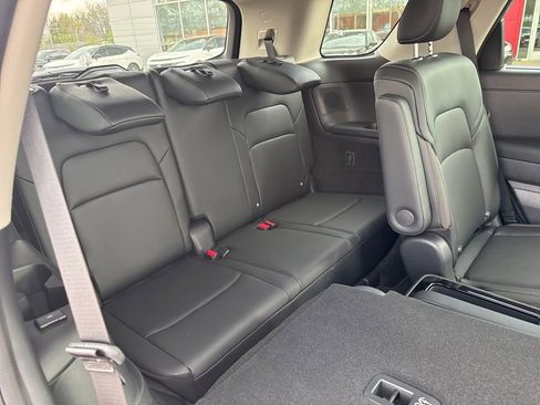New 2026 Nissan Pathfinder SL AWD/4WD image 42
