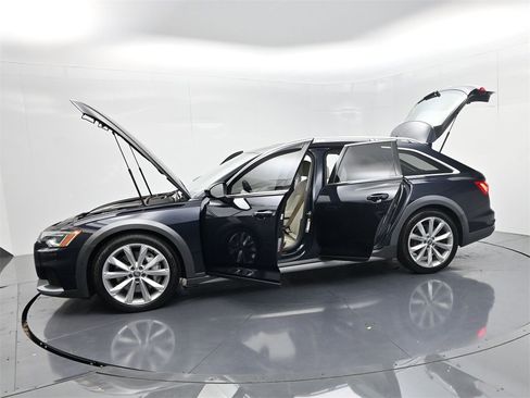 Used 2020 Audi A6 3.0T allroad Prestige w/ Prestige Package image 56