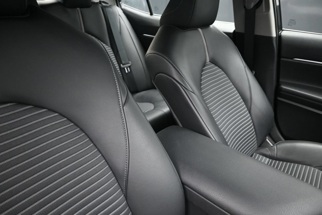 Used 2023 Toyota Camry SE FWD image 26