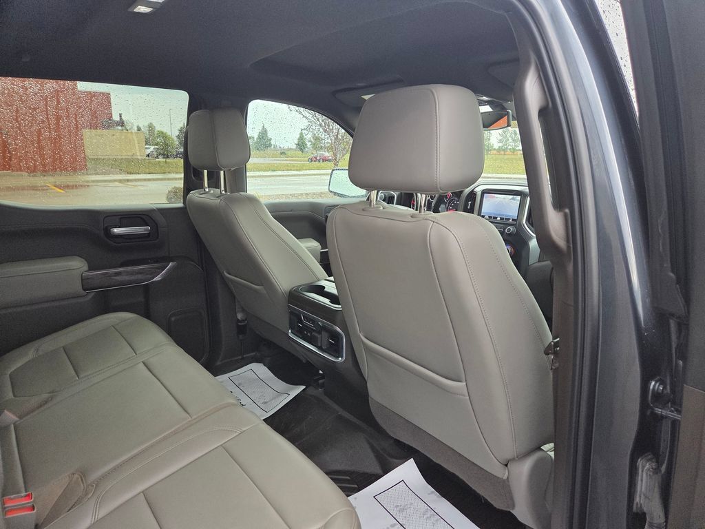 Used 2020 Chevrolet Silverado 1500 LTZ AWD/4WD image 31