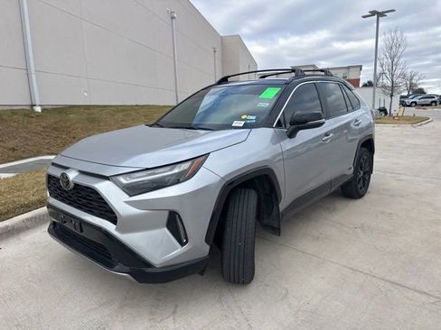 Used 2025 Toyota RAV4 XSE image 6