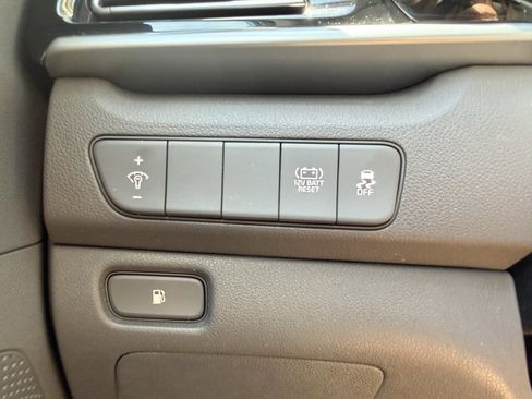 Used 2022 Kia Niro LX FWD image 26