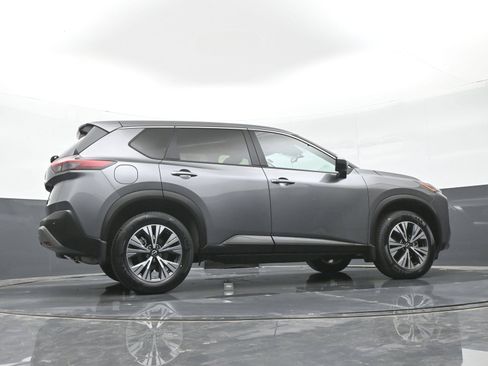 Used 2023 Nissan Rogue SV AWD/4WD image 40