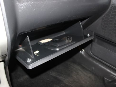 Used 2011 Ford Escape XLT image 19