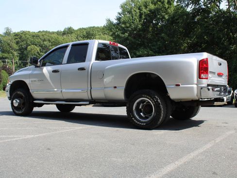 Used 2004 Dodge Ram 3500 Truck SLT w/ Trailer Tow Group AWD/4WD image 4