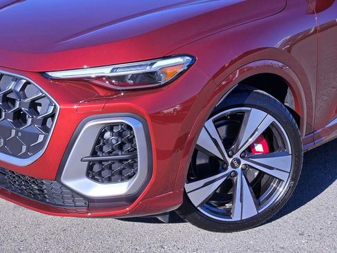 New 2025 Audi SQ5 Premium Plus image 9