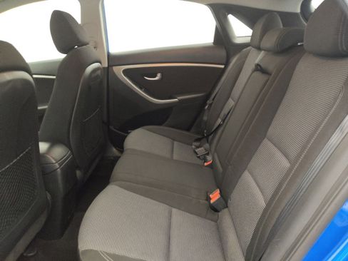 Used 2017 Hyundai Elantra GT FWD image 18
