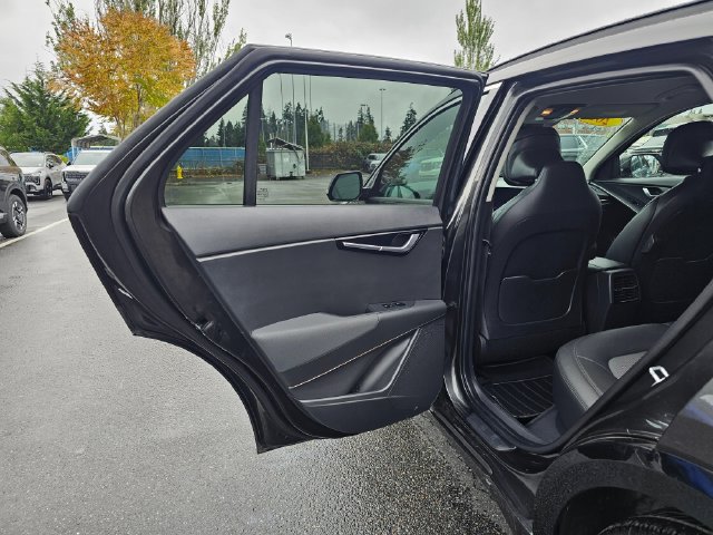 Certified 2023 Kia Niro Wind w/ Wind Preserve Package FWD image 17