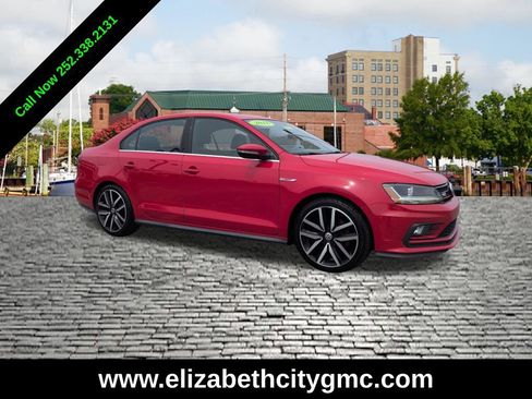 Used 2018 Volkswagen Jetta GLI FWD image 1