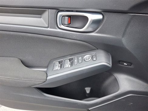 Used 2022 Honda Civic Sport image 14