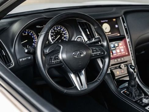 Used 2017 INFINITI Q60 3.0t w/ Cargo Package image 6