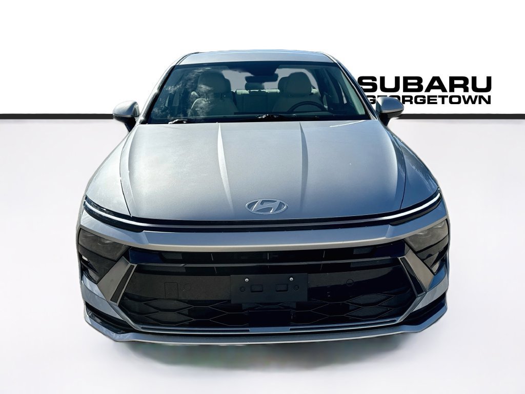 Used 2024 Hyundai Sonata SEL FWD image 2