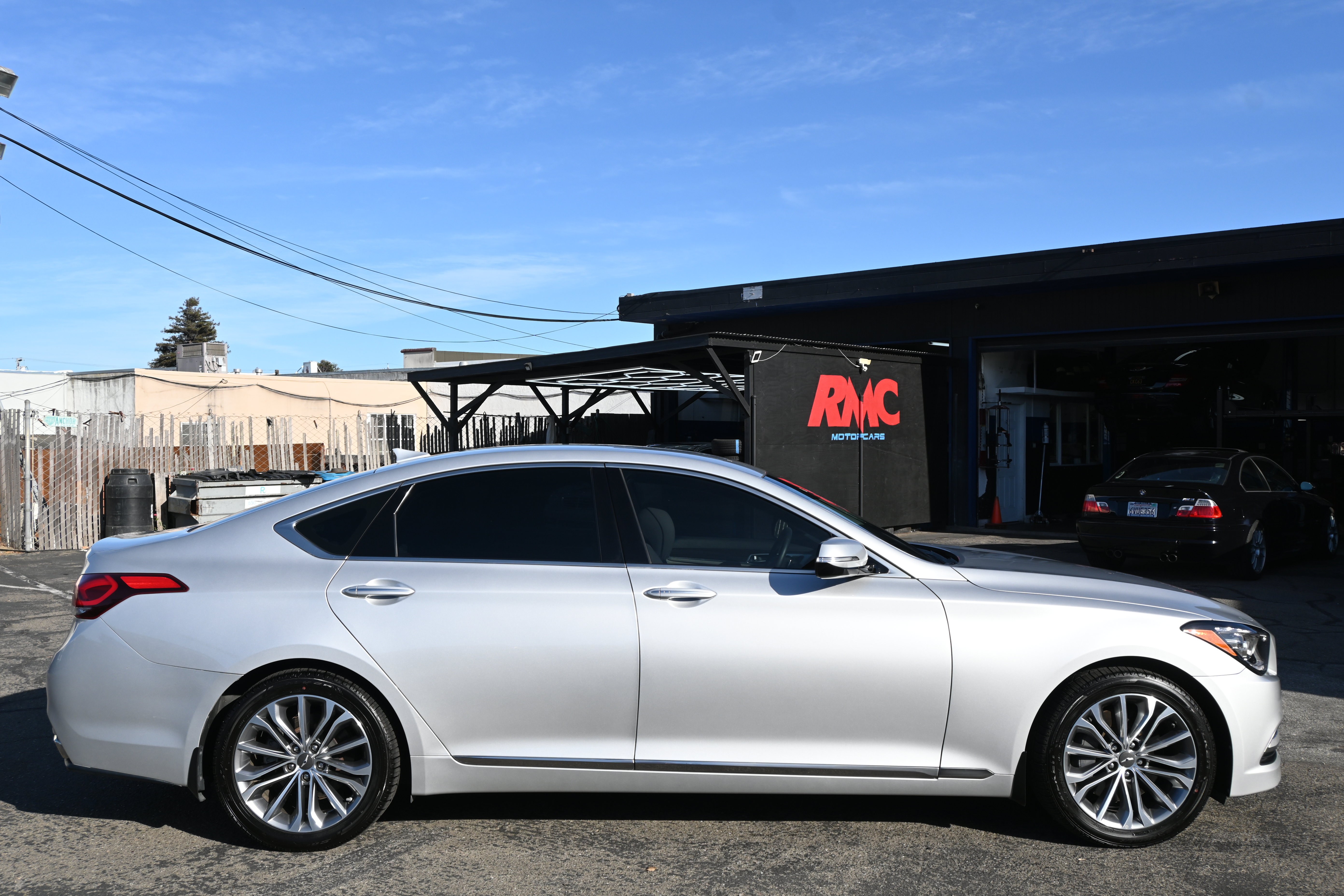 Used 2017 Genesis G80 3.8 RWD image 4